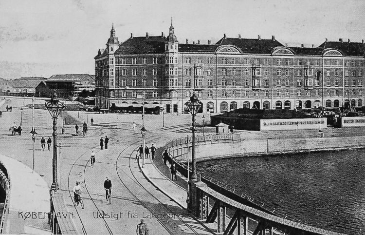 http://www.mjk-h0.dk/evp_Gb/isl.brygge.1910.postkort.jpg