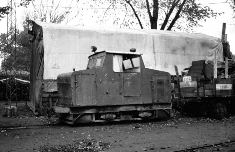 http://www.mjk-h0.dk/evp_Roer/262.ii.72.adds.motorlokomotiv.sakskoebing_sukkerfabrik.18.10.1964.jpg